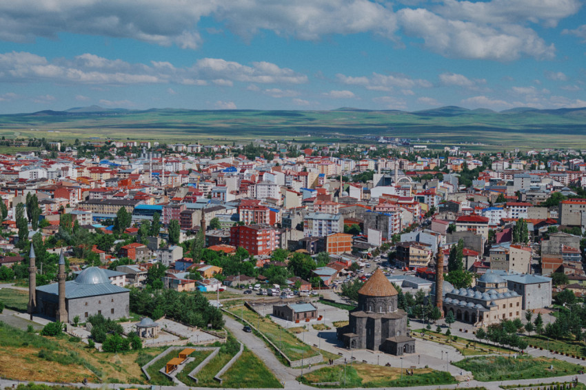 Kars şehir manzarası