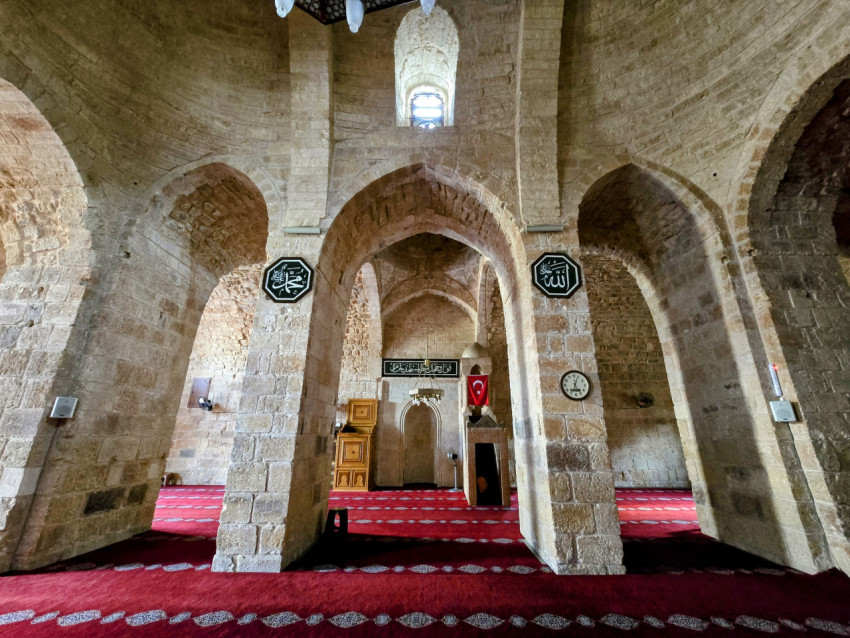 Kozan Hoşkadem Camii