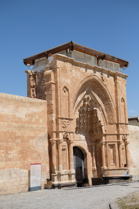 Doğubeyazıt İshakpaşa Sarayı